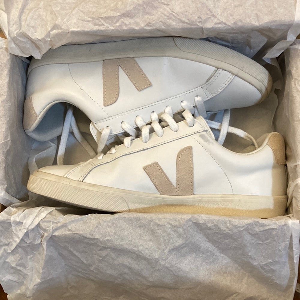 Veja Esplar leather sneakers